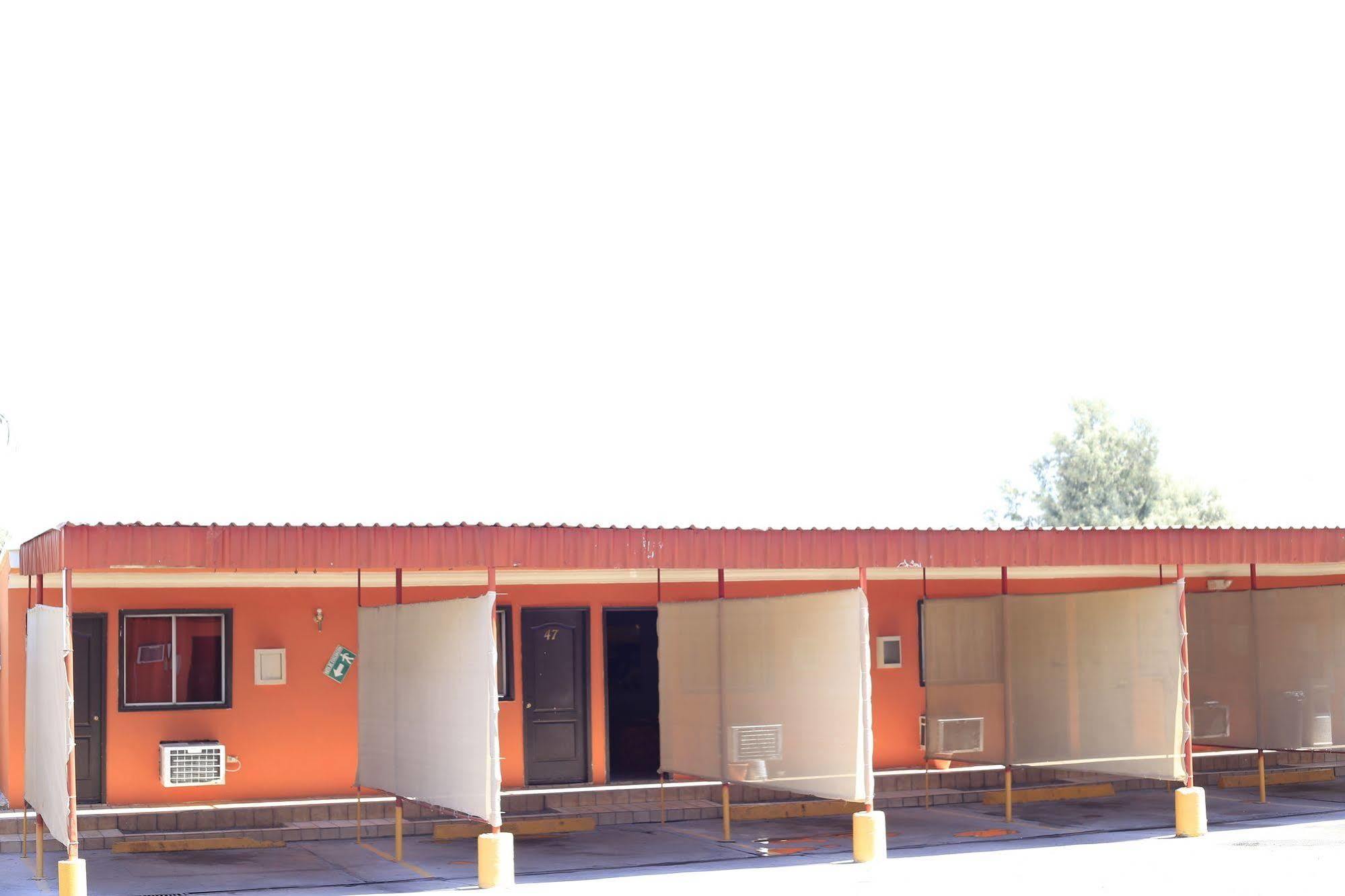 Motel Las Fuentes Mexicali Zewnętrze zdjęcie